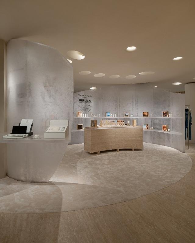 Maison Margiela 北京三里屯旗舰店正式亮相，打造时尚新地标