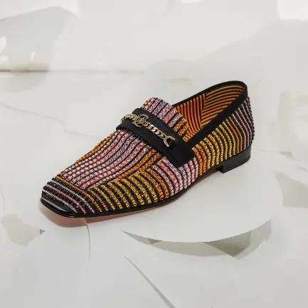 Christian Louboutin路铂廷携The Loubi Show音乐舞蹈盛典，于巴黎盛大揭幕2024秋冬女士系列及Our Angels胶囊系列
